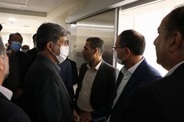 بازدید معاون توسعه مدیریت و منابع وزارت بهداشت از ساختمان مرکز جامع تشخیص و درمان سرطان استان سمنان 
